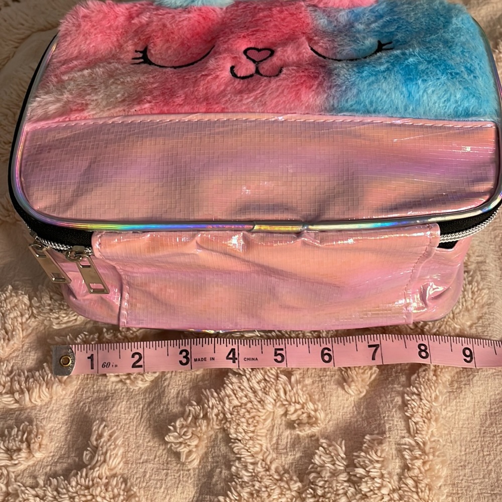 Cute & Fuzzy Storage Case - Picture 3 of 8